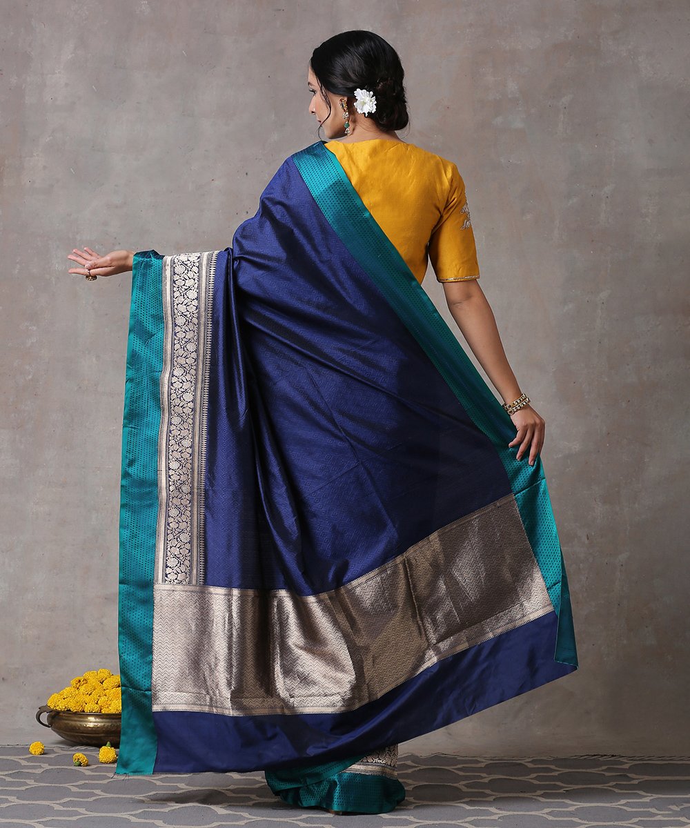 Blue_Handloom_Pure_Katan_Silk_Tanchoi_Banarasi_Saree_With_Teal_Border_WeaverStory_03