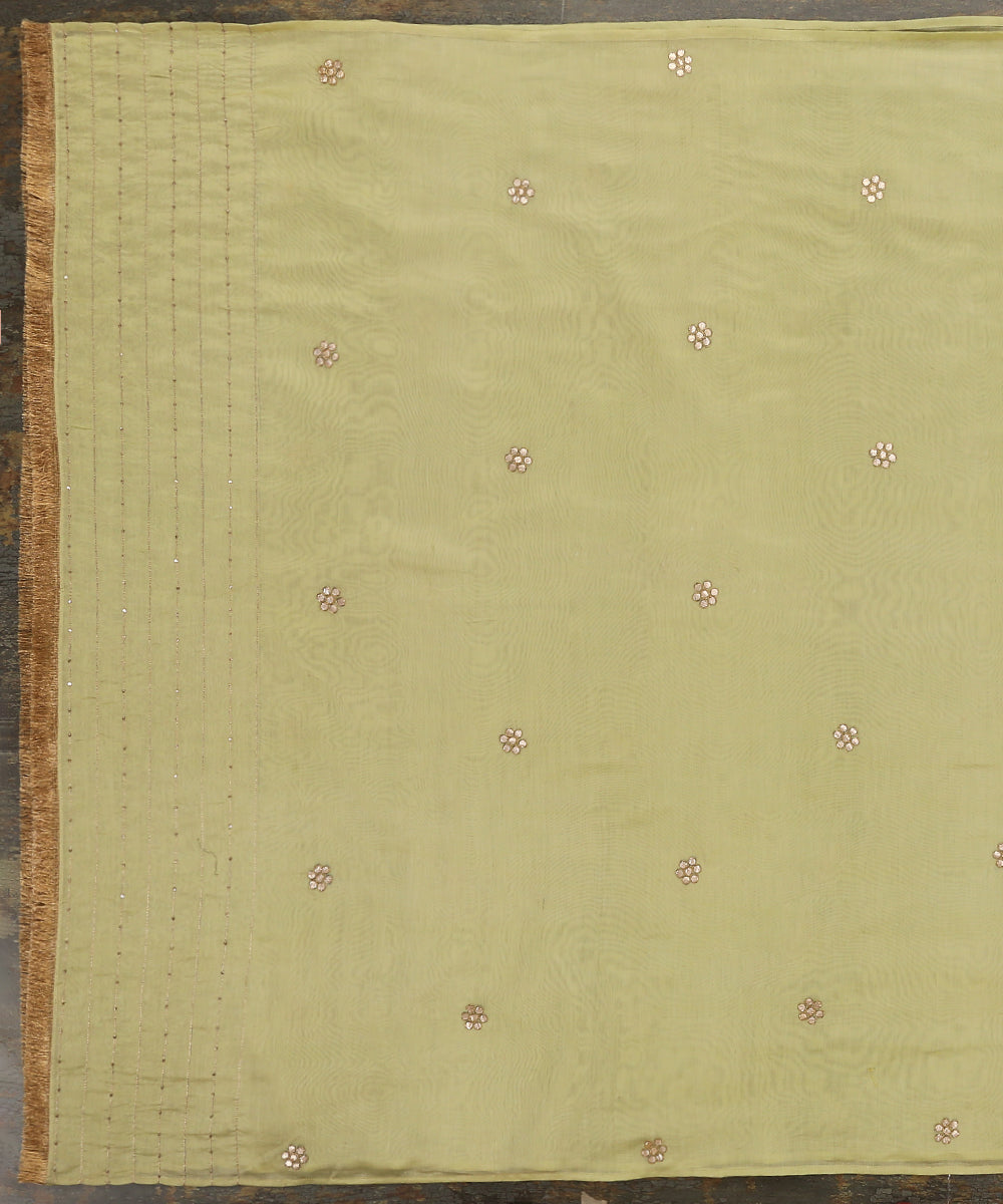 Lime_Green_Handloom_Chanderi_Silk_Dupatta_With_Gota_Floral_Booties_And_Kiran_Lace_WeaverStory_02