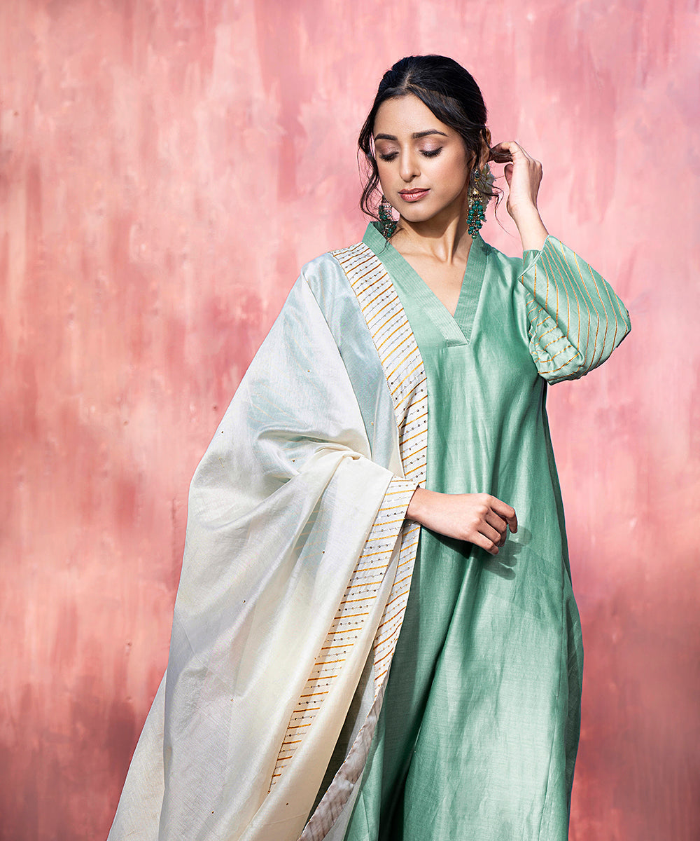 Handloom_Blue_Chanderi_Silk_Gota_Patti_Suit_Set_With_Offwhite_Pants_And_Dupatta_WeaverStory_01