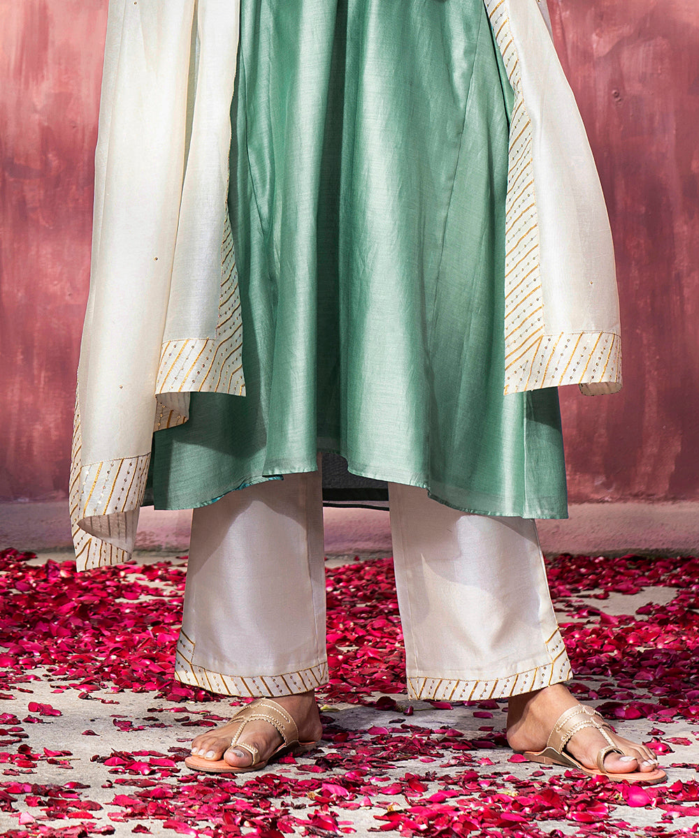 Handloom_Blue_Chanderi_Silk_Gota_Patti_Suit_Set_With_Offwhite_Pants_And_Dupatta_WeaverStory_07