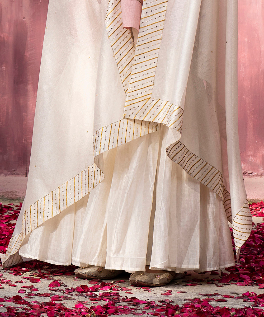 Offwhite_Chanderi_Silk_Hand_Embroidere_Sharara_Set_With_Dupatta_WeaverStory_07