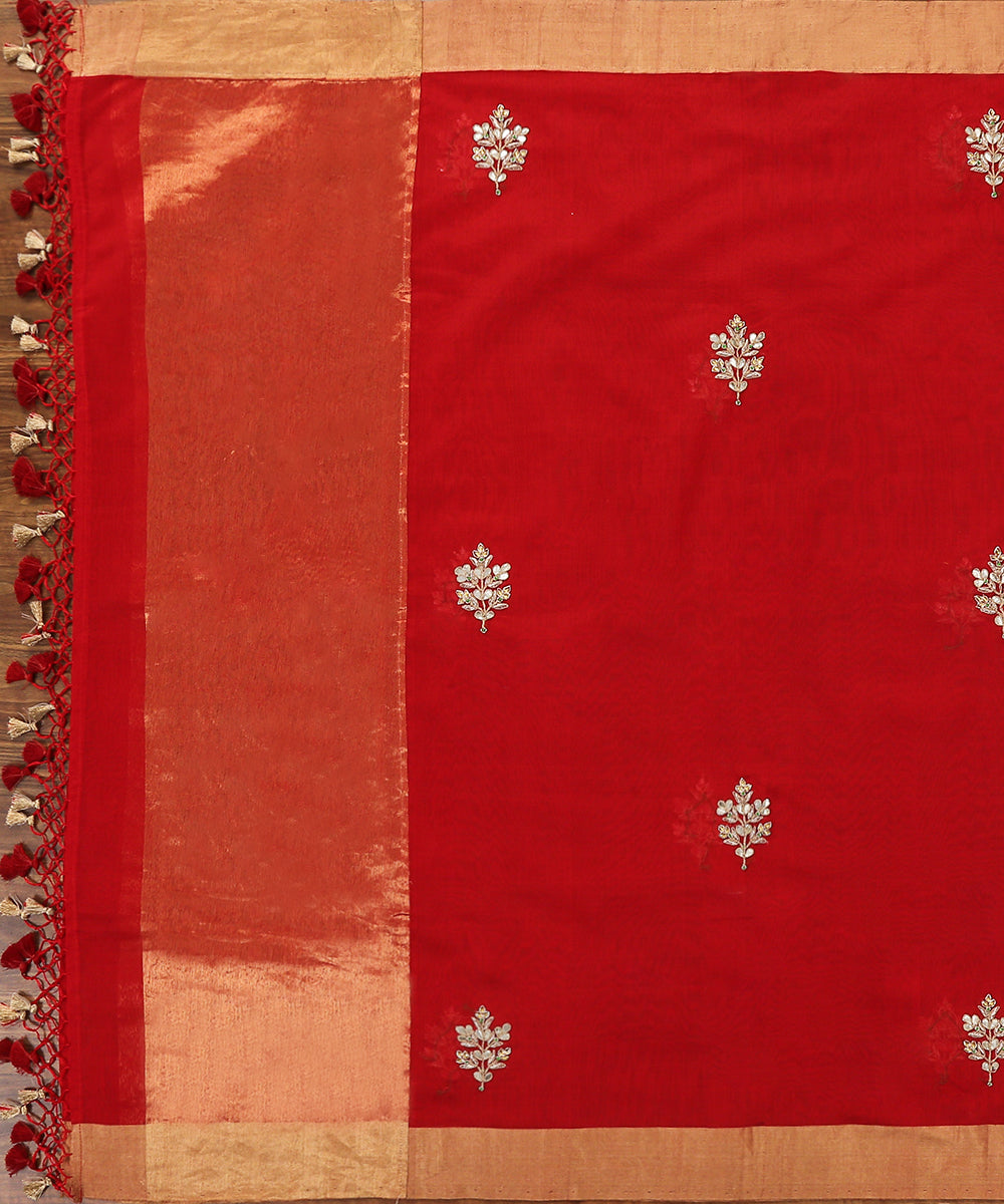 Red_Handloom_Chanderi_Silk_Dupatta_with_hand_embroidered_Zardozi_Booti_WeaverStory_02