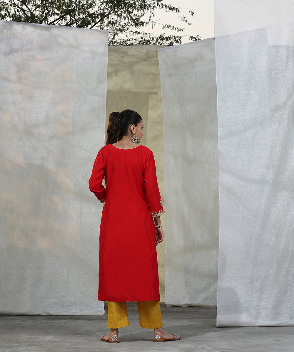 Handloom_Red_Chanderi_Silk_Kurta_With_Mustard_Pants_Stitched_Suit_Set_With_Dupatta_WeaverStory_05
