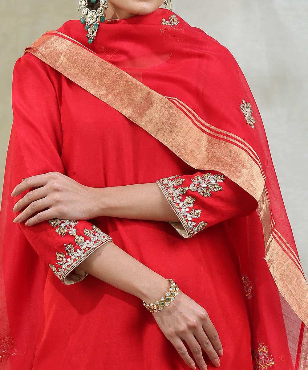 Handloom_Red_Chanderi_Silk_Kurta_With_Mustard_Pants_Stitched_Suit_Set_With_Dupatta_WeaverStory_06