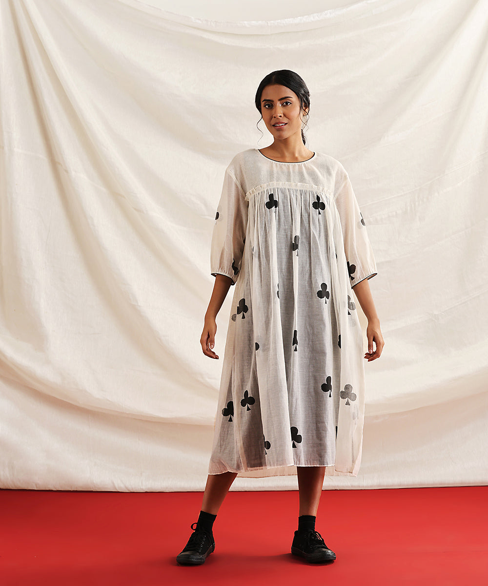 Poker-_Offwhite_Handloom_Pure_Chanderi_Silk_Handblock_Printed_yoke_Dress_WeaverStory_02