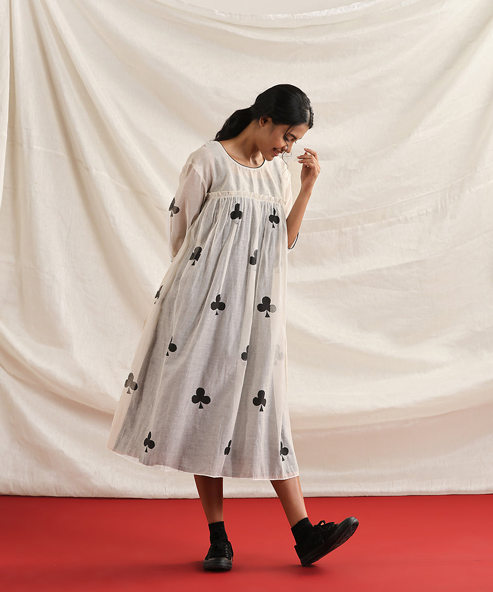 Poker-_Offwhite_Handloom_Pure_Chanderi_Silk_Handblock_Printed_yoke_Dress_WeaverStory_04