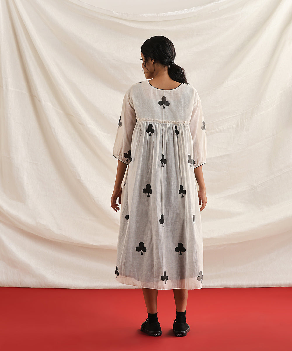 Poker-_Offwhite_Handloom_Pure_Chanderi_Silk_Handblock_Printed_yoke_Dress_WeaverStory_05