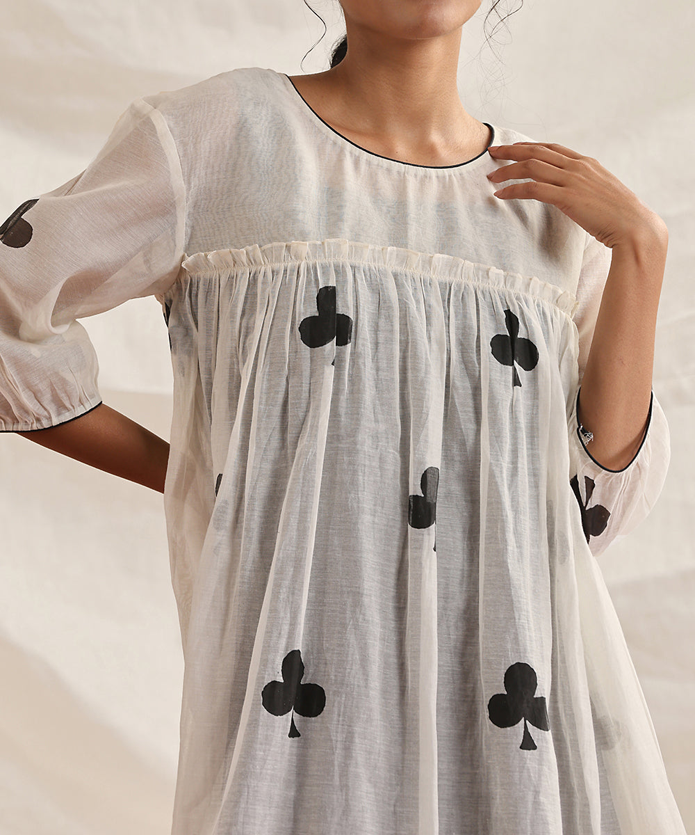 Poker-_Offwhite_Handloom_Pure_Chanderi_Silk_Handblock_Printed_yoke_Dress_WeaverStory_06