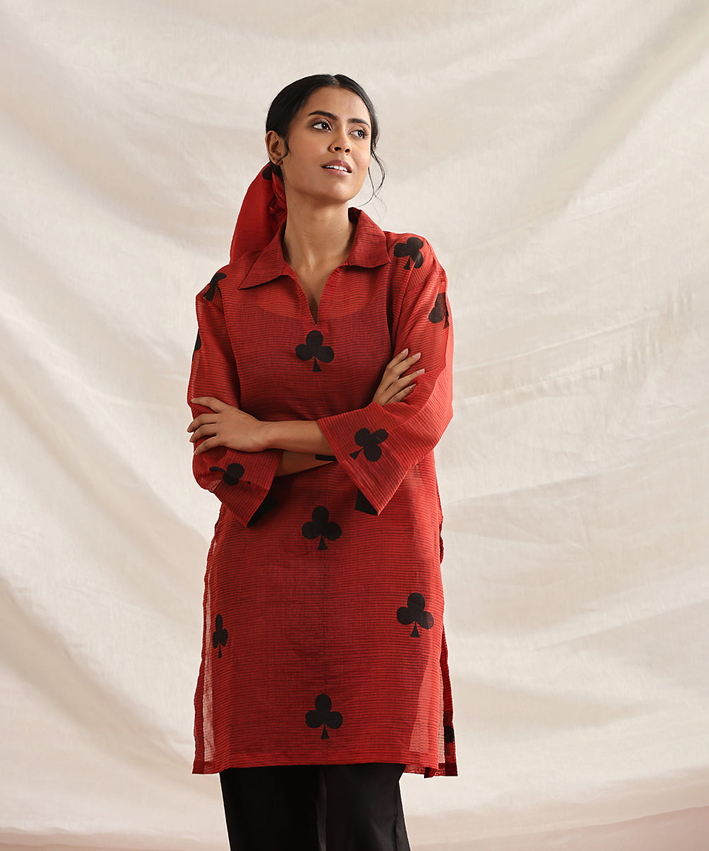 Rummy-_Handloom_Red_Pure_Chanderi_Silk_Handblock_Printed_Straight_Kurta_WeaverStory_01
