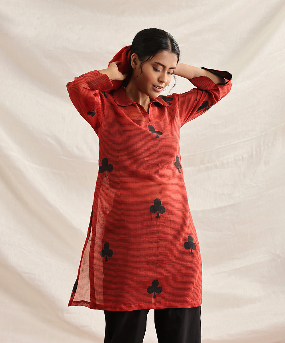 Rummy-_Handloom_Red_Pure_Chanderi_Silk_Handblock_Printed_Straight_Kurta_WeaverStory_03