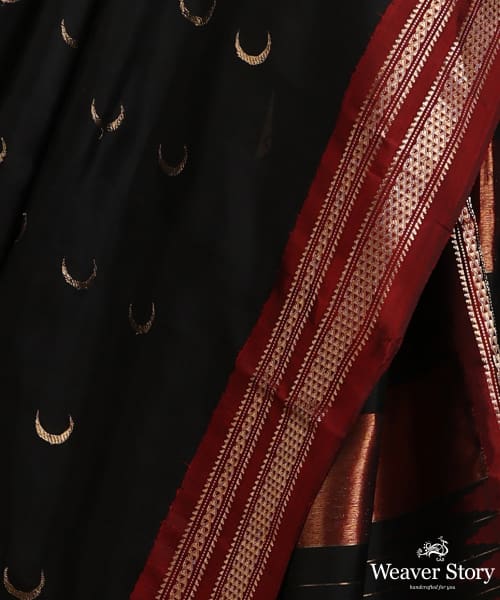 Pure_Black_Mulberry_Silk_Chandrakala_Saree_With_Gold_And_Silver_Zari_Border_WeaverStory_04