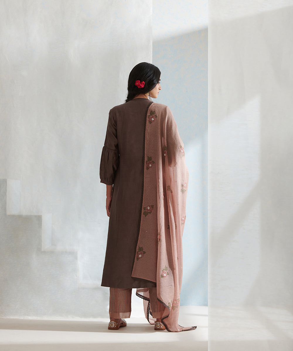 Handloom_Brown_Gathered_Chanderi_Kurta_Set_with_Pants_And_Hand_Block_Printed_Dupatta_WeaverStory_05