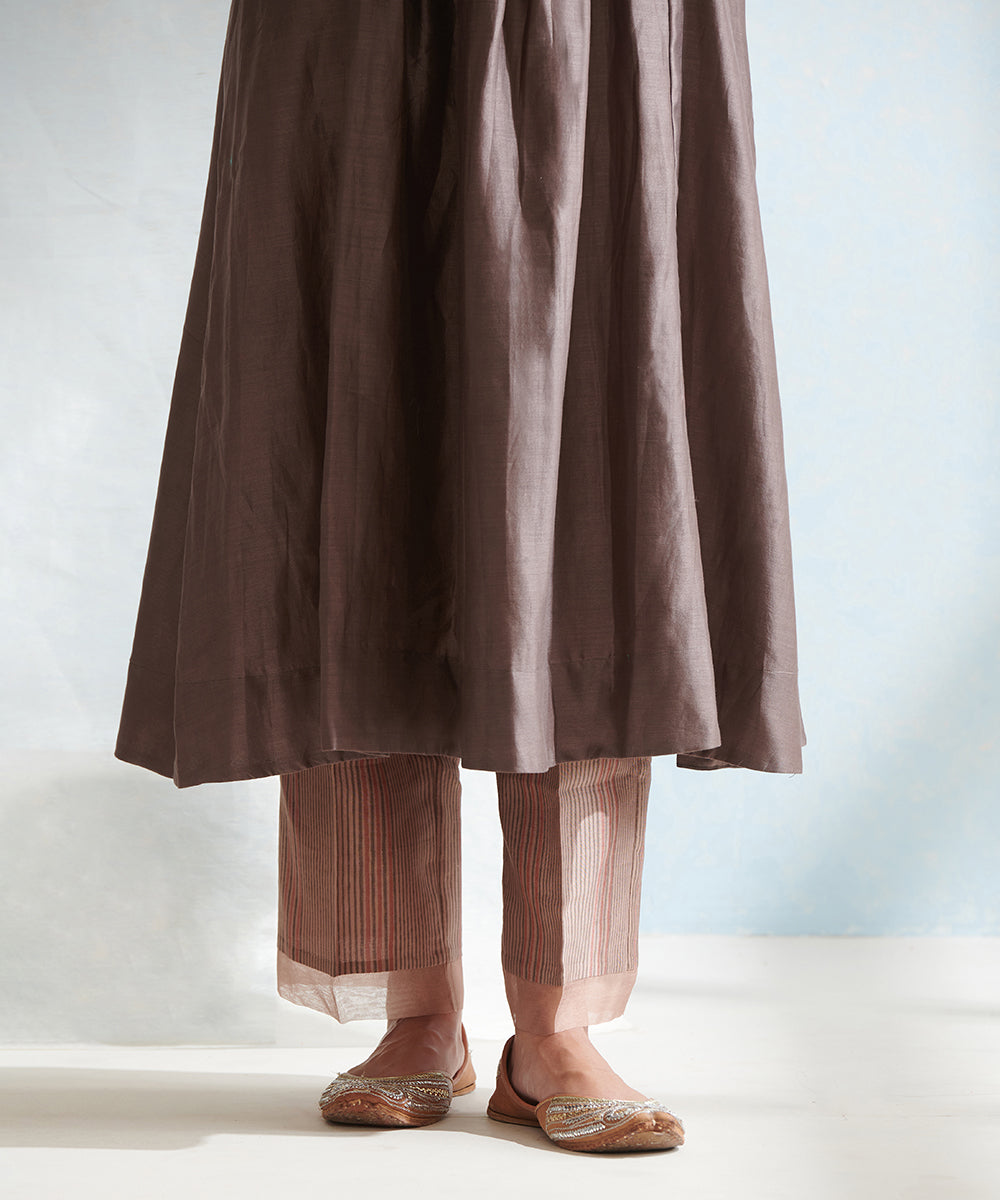 Handloom_Brown_Gathered_Chanderi_Kurta_Set_with_Pants_And_Hand_Block_Printed_Dupatta_WeaverStory_07
