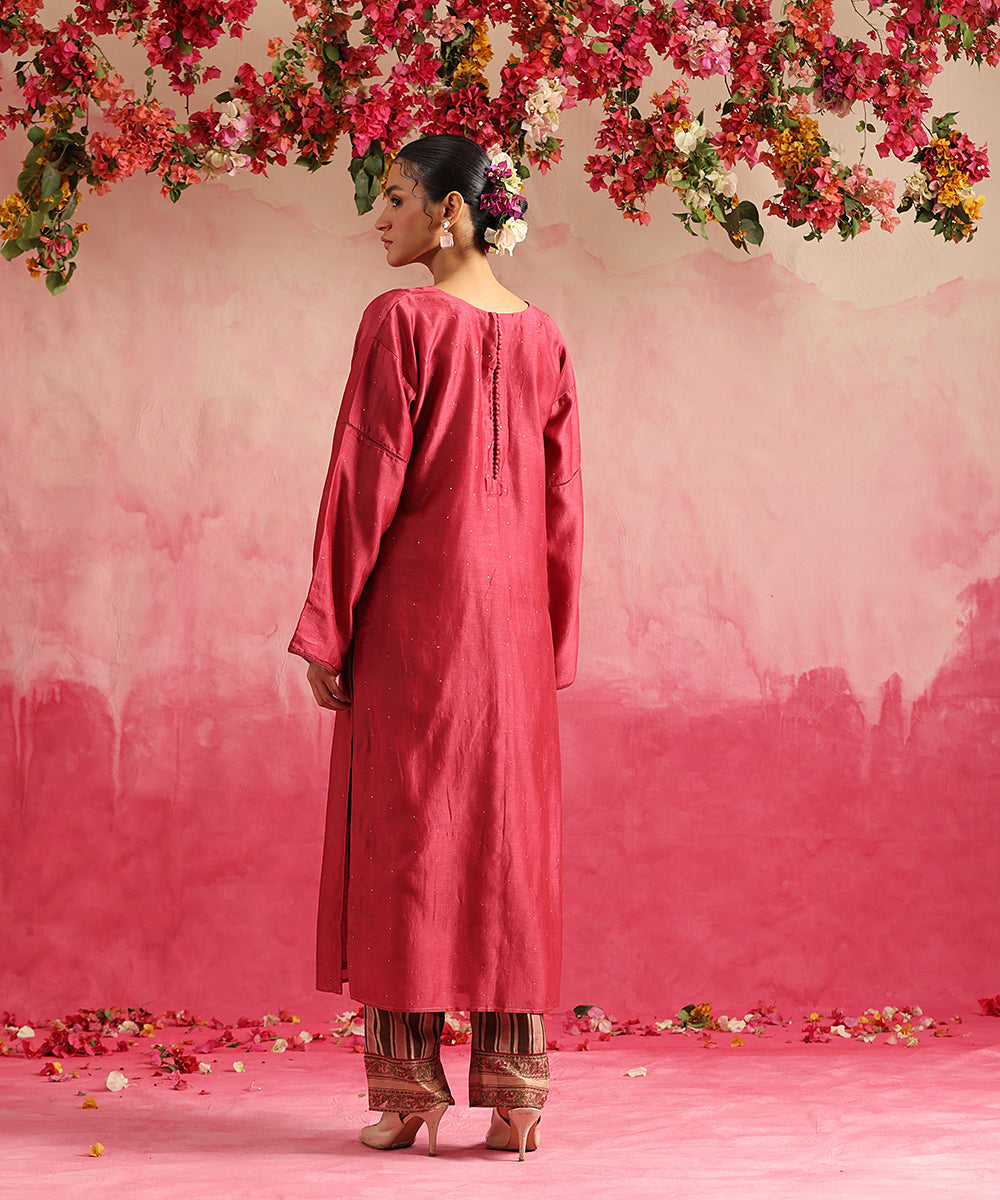 Handloom_Magenta_Chanderi_Suit_Set_With_Block_Printed_Dupatta_And_Pants_WeaverStory_04