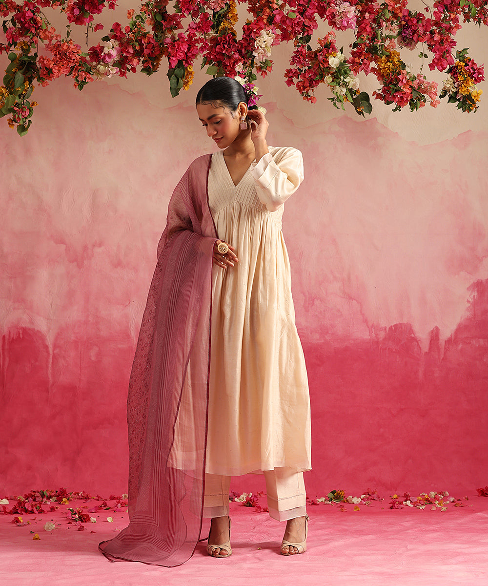Handloom_Off_White_Chanderi_Suit_Set_With_Block_Printed_Organza_Dupatta_And_Pants_WeaverStory_01