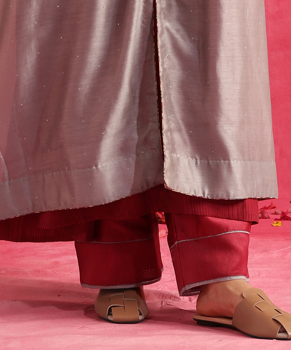 Handloom_Grey_Chanderi_Jacket_Suit_Set_With_Magenta_Kurta_And_Pants_WeaverStory_07