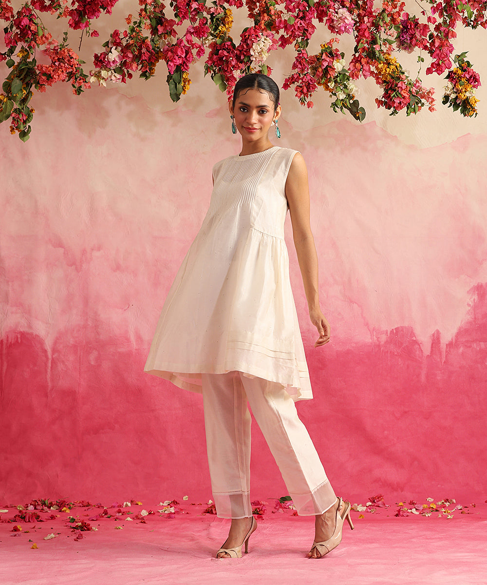Handloom_White_Chanderi_Short_Kurta_And_Straight_Pants_WeaverStory_01
