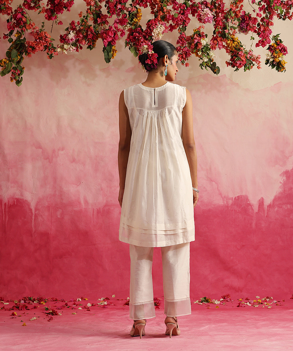 Handloom_White_Chanderi_Short_Kurta_And_Straight_Pants_WeaverStory_04