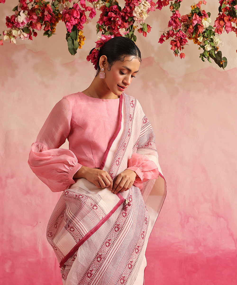 Handloom_Off_White_Organza_Saree_With_Hand_Block_Printed_Stripes_And_Floral_Pattern_WeaverStory_01