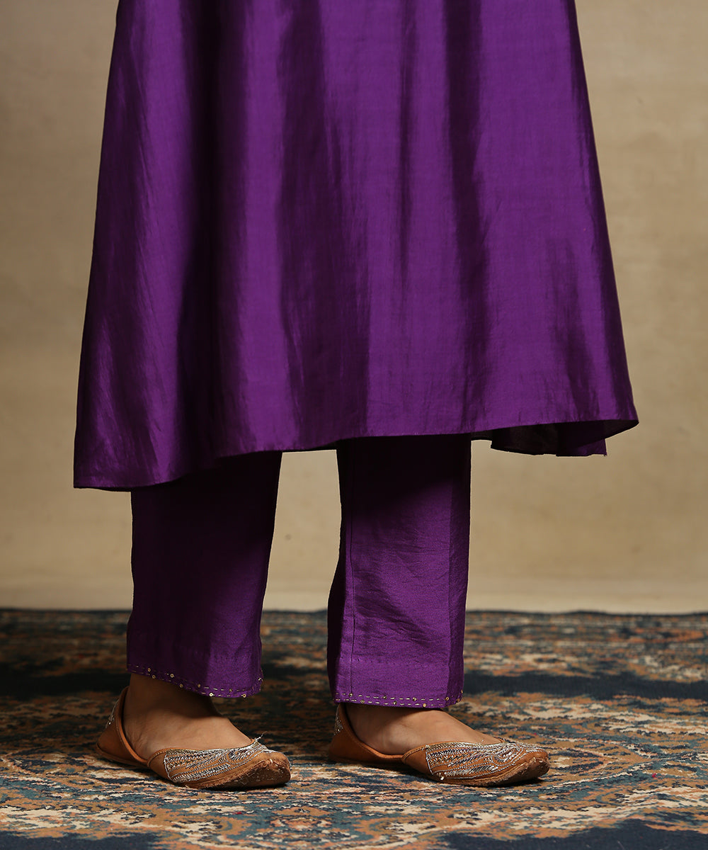 Deep_Purple_Handloom_Kurta_With_Straight_Poly_Silk_Pants_And_Lotus_Pink_Organza_Dupatta_WeaverStory_06