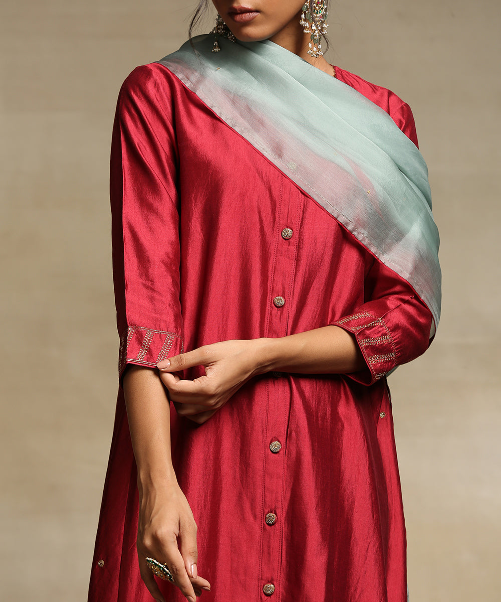 Deep_Red_Handloom_Kurta_With_Poly_Silk_Pants_And_Contrast_Sage_Green_Organza_Dupatta_WeaverStory_05