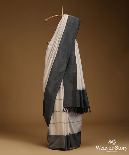 Offwhite_And_Black_Silk_Cotton_Saree_Woven_In_Contenporary_Style_WeaverStory_01