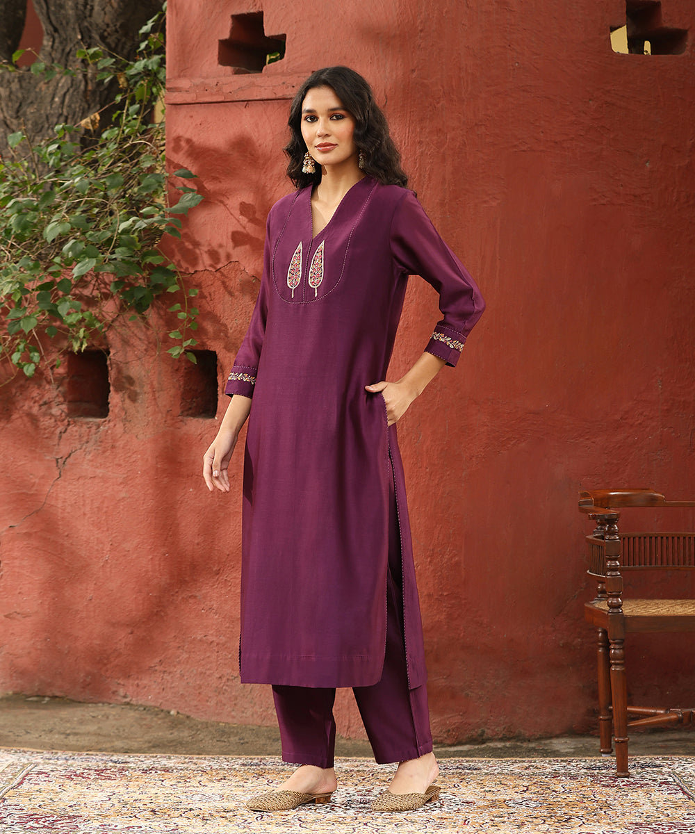 Deep_Purple_Hand_Embroidered_Pure_Chanderi_Silk_Kurta_With_Pants_And_Rani_Pink_Dupatta_WeaverStory_04