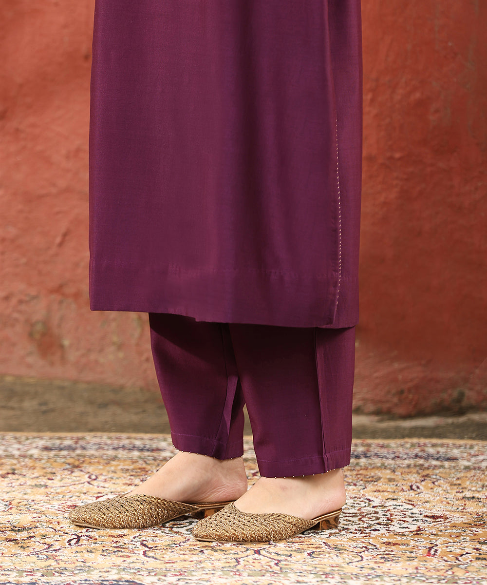Deep_Purple_Hand_Embroidered_Pure_Chanderi_Silk_Kurta_With_Pants_And_Rani_Pink_Dupatta_WeaverStory_07
