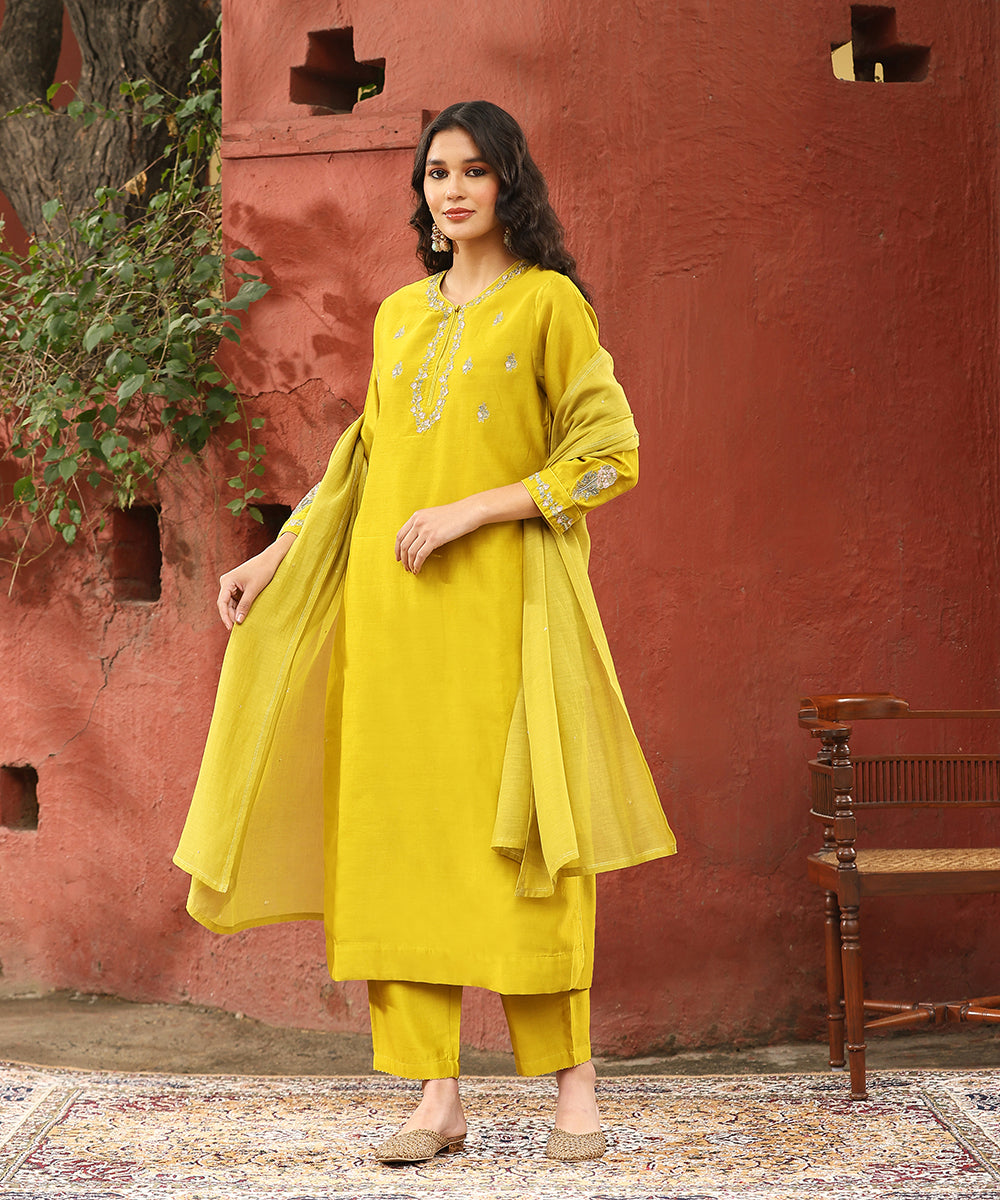 Lime_Green_Hand_Embroidered_Pure_Chanderi_Silk_Kurta_With_Pants_And_Dupatta_WeaverStory_01