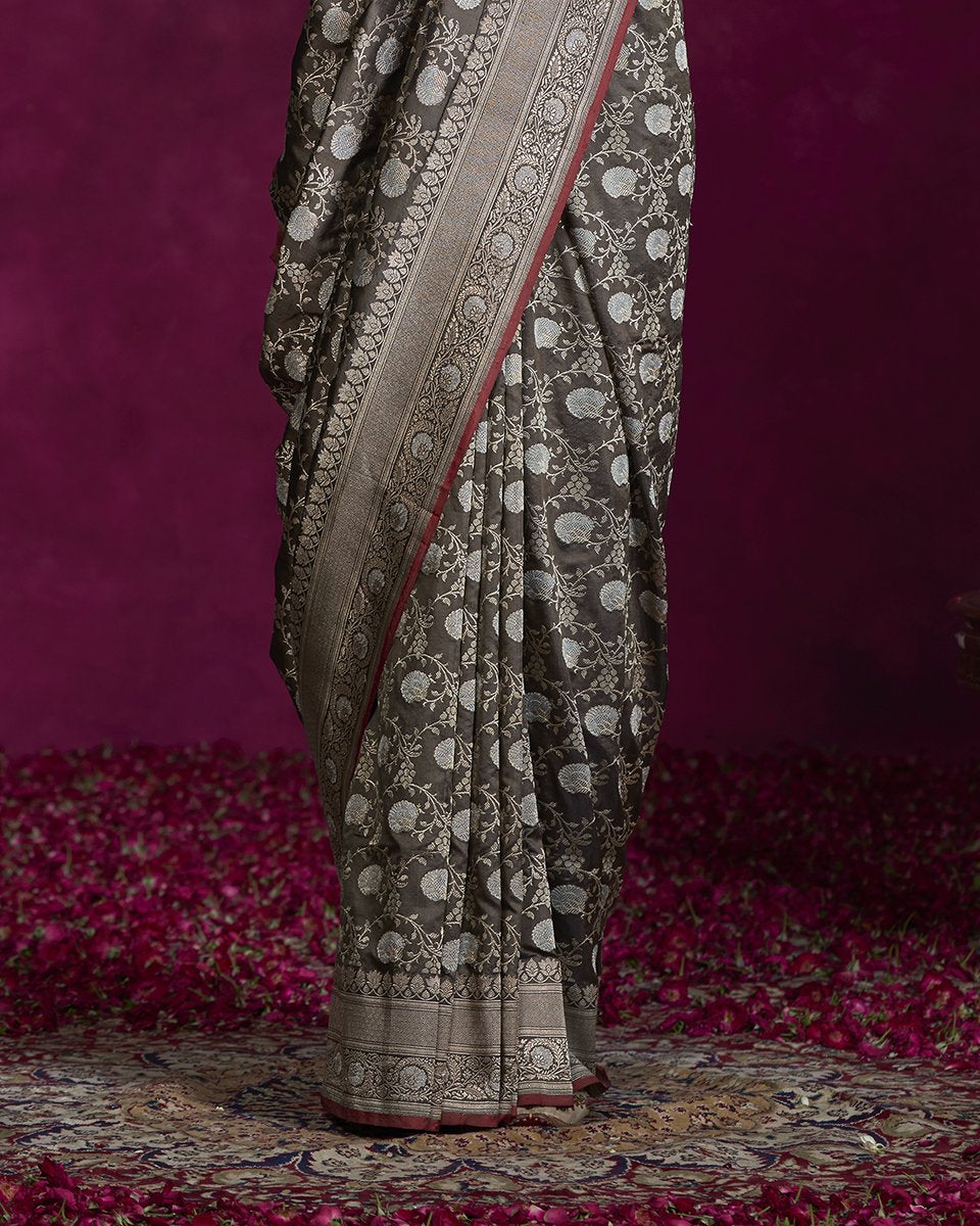 Charcoal_Handloom_Katan_Silk_Banarasi_Saree_with_Grey_Meenakari_and_Bareek_Jangla_WeaverStory_04