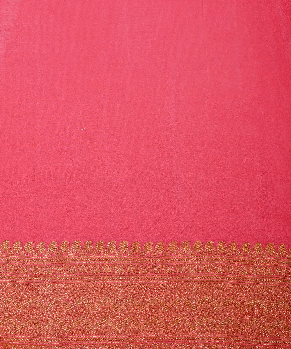 Coral_Peach_Handloom_Kadhwa_Banarasi_Georgette_Saree_with_Floral_Jangla_WeaverStory_05