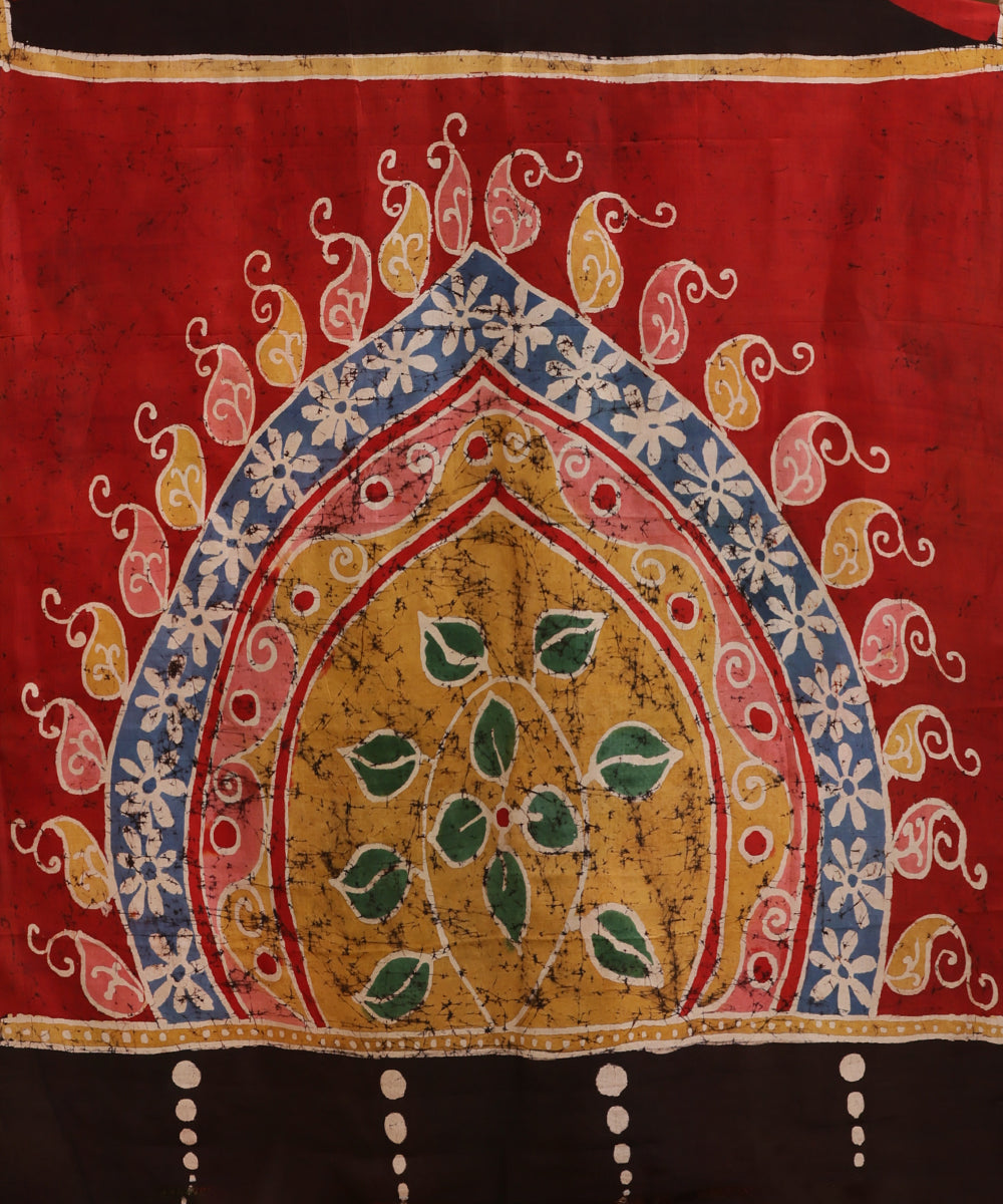 Handloom_Black_Hand_Batik_Mulberry_Silk_Saree_With_Multi_Colour_Motifs_WeaverStory_05