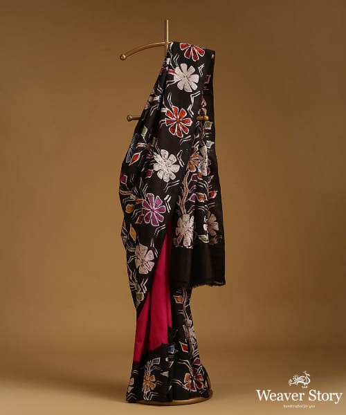 Handloom_Pink_And_Black_Pure_Mulberry_Silk_Hand_Batik_Saree_With_Multicolour_Motifs_WeaverStory_01