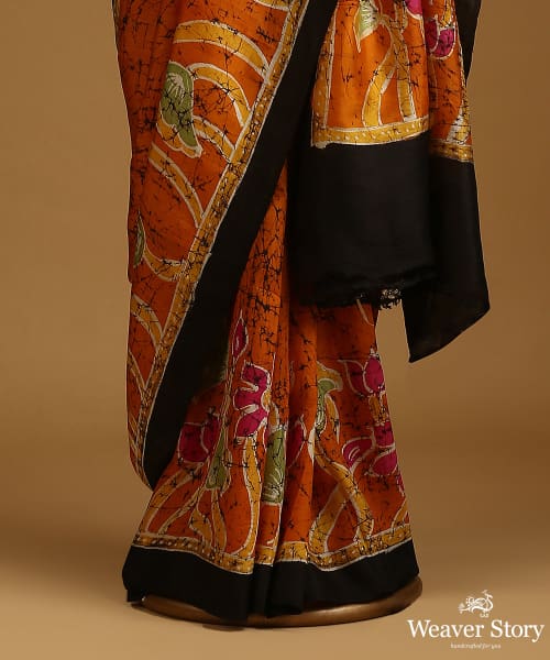 Mustard_Handloom_Pure_Mulberry_Silk_Hand_Batik_Saree_With_Flower_Motifs_WeaverStory_03