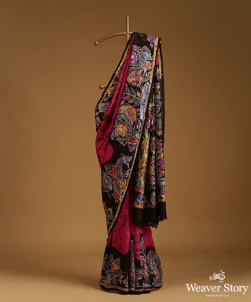 Pink_And_Black_Handloom_Pure_Mulberry_Silk_Hand_Batik_Saree_With_Multicolour_Motifs_WeaverStory_01