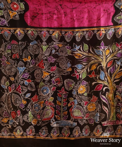 Pink_And_Black_Handloom_Pure_Mulberry_Silk_Hand_Batik_Saree_With_Multicolour_Motifs_WeaverStory_05