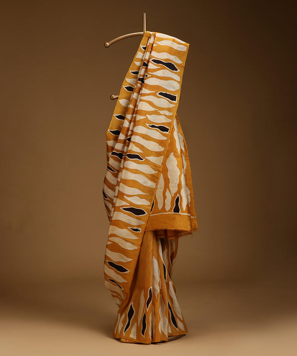 Handloom_Mustard_and_Black_Hand_Batik_Mulberry_Silk_Saree_WeaverStory_01