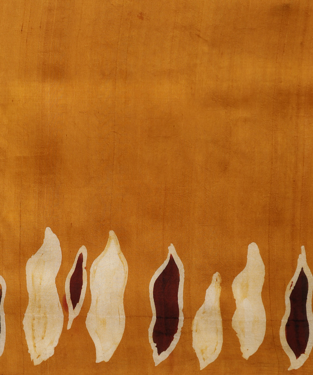 Handloom_Mustard_and_Black_Hand_Batik_Mulberry_Silk_Saree_WeaverStory_06