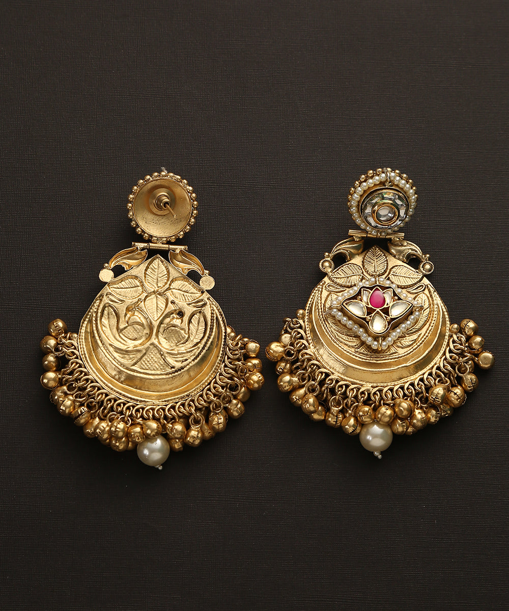 Devangi_Handcrafted_Earrings_With_Pearls_And_Stones_WeaverStory_03