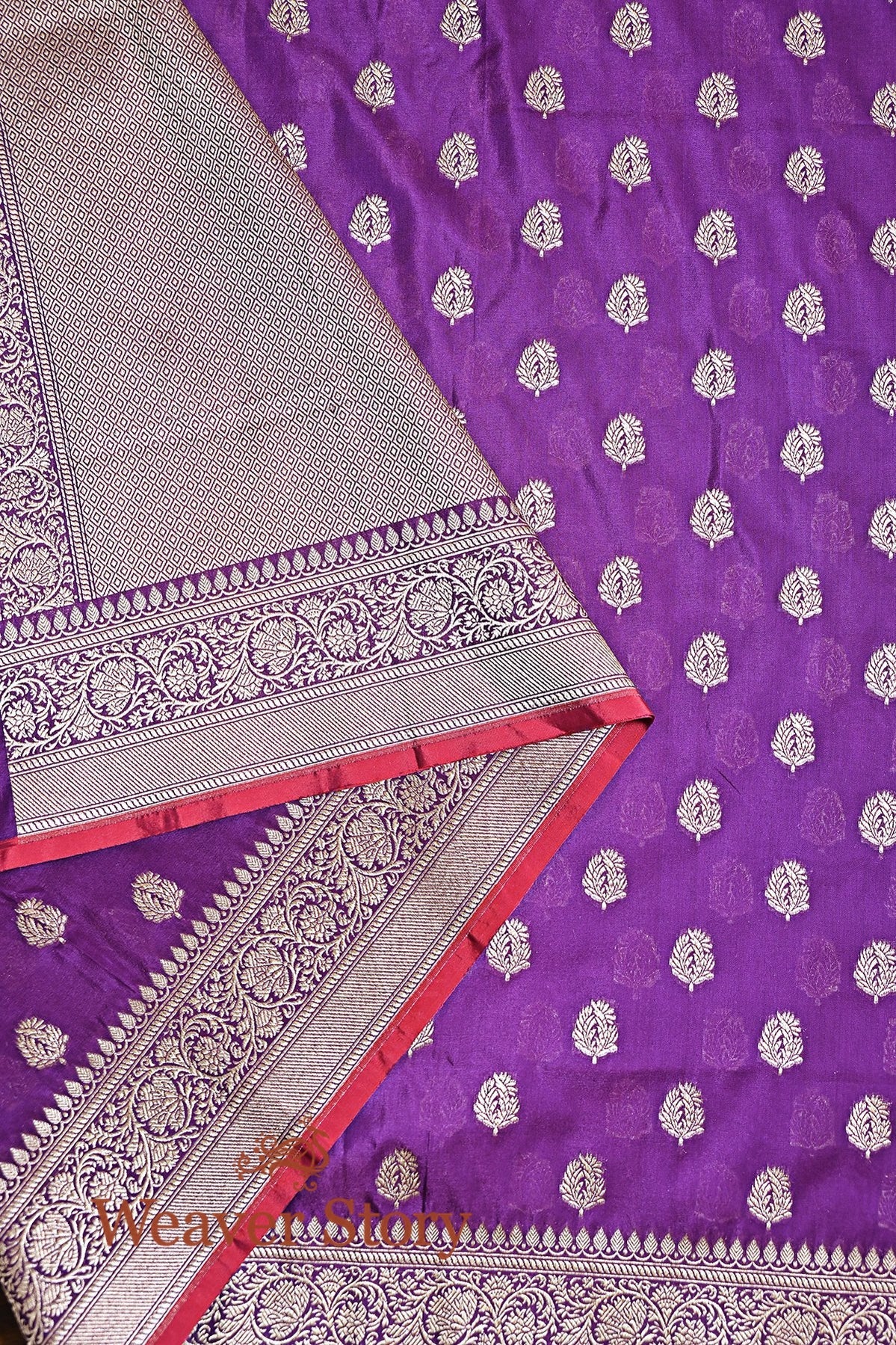 Pruple_Handloom_Katan_Silk_and_Georgette_Banarasi_Dupatta_with_Red_Selvedge_WeaverStory_02