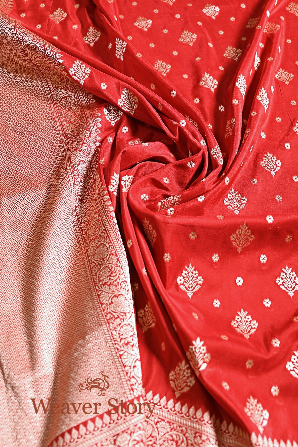 Red_Handloom_Katan_Silk_and_Georgette_Banarasi_Dupatta_with_Cutwork_WeaverStory_05