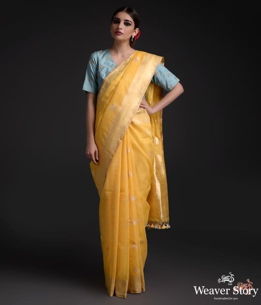 Handwoven_pure_cotton_jamdani_weave_twin_leaf_motif_saree_WeaverStory_02
