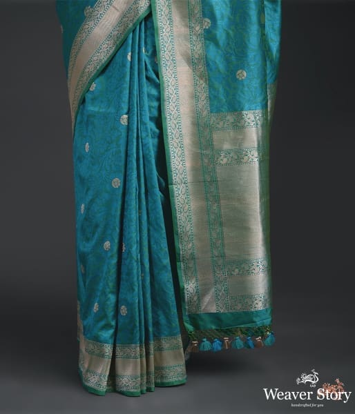 Turquoise_blue_and_green_Tanchoi_with_kadhwa_border_WeaverStory_04