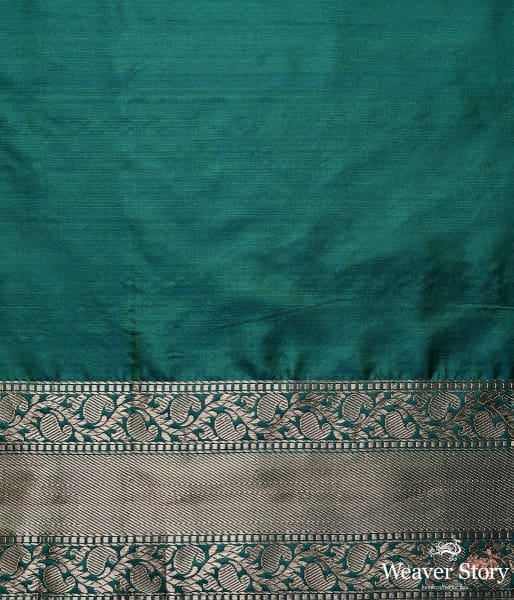 Turquoise_blue_and_green_Tanchoi_with_kadhwa_border_WeaverStory_05