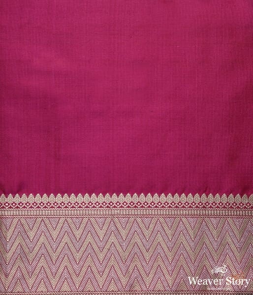 wine_booti_saree_with_sona_rupa_chevron_borders_WeaverStory_05