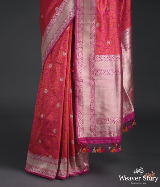 Pink_and_Orange_Tanchoi_with_kadhwa_border_WeaverStory_04