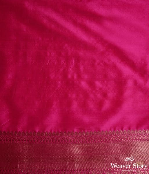 Handwoven_Banarasi_Tanchoi_saree_in_pink_and_orange_with_self_weave_WeaverStory_05