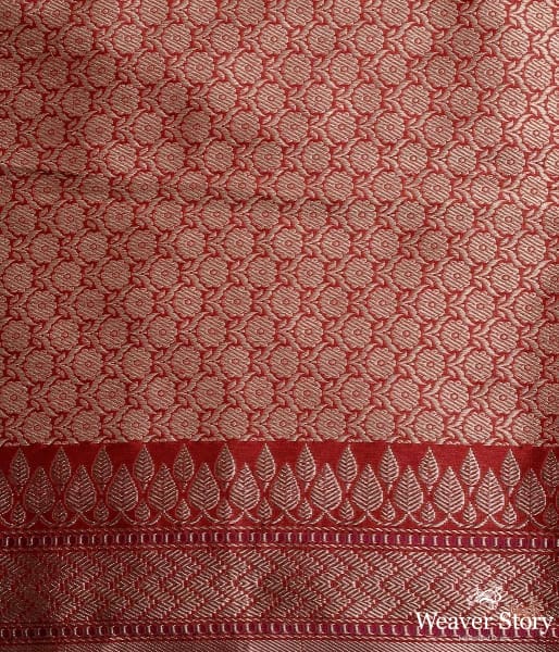 Red_katan_silk_saree_with_small_floral_motifs_WeaverStory_05