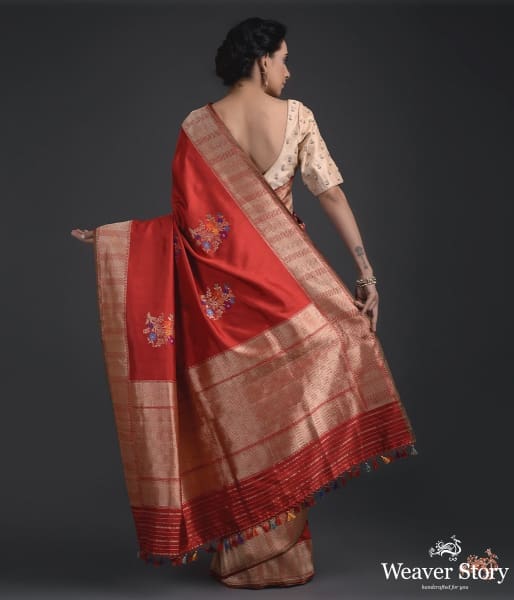 Handwoven_Katan_silk_saree_woven_in_ektara_weave_WeaverStory_03