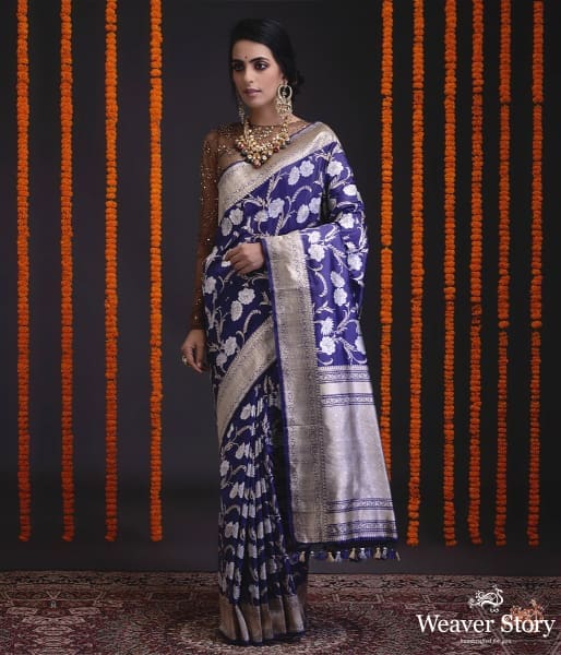 Royal_blue_and_purple_kadhwa_jangla_with_sona_rupa_floral_motifs_WeaverStory_02